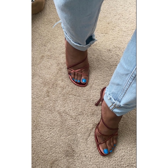 NEW LISTING!! MICHAEL ANTONIO STRAP HEELS - Picture 8 of 15